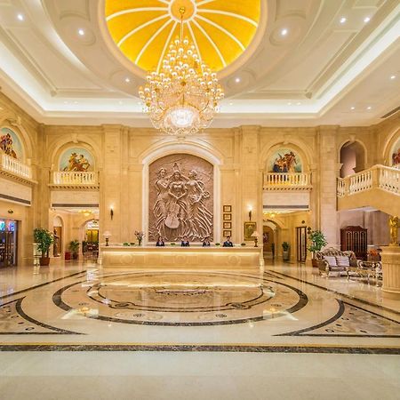 Vienna International Hotel Shenyang Railway Station Екстер'єр фото