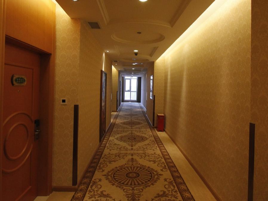 Vienna International Hotel Shenyang Railway Station Екстер'єр фото