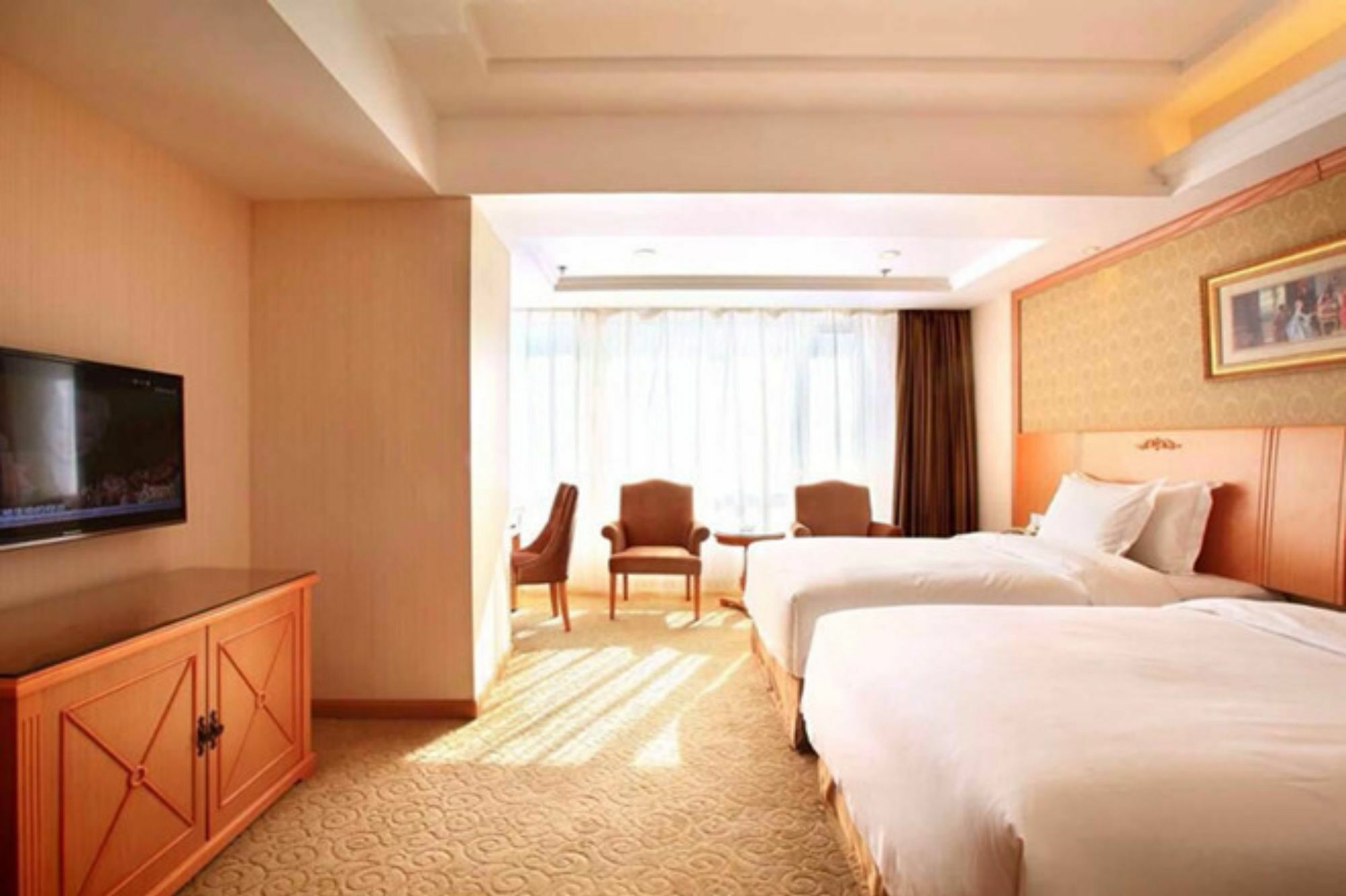 Vienna International Hotel Shenyang Railway Station Екстер'єр фото