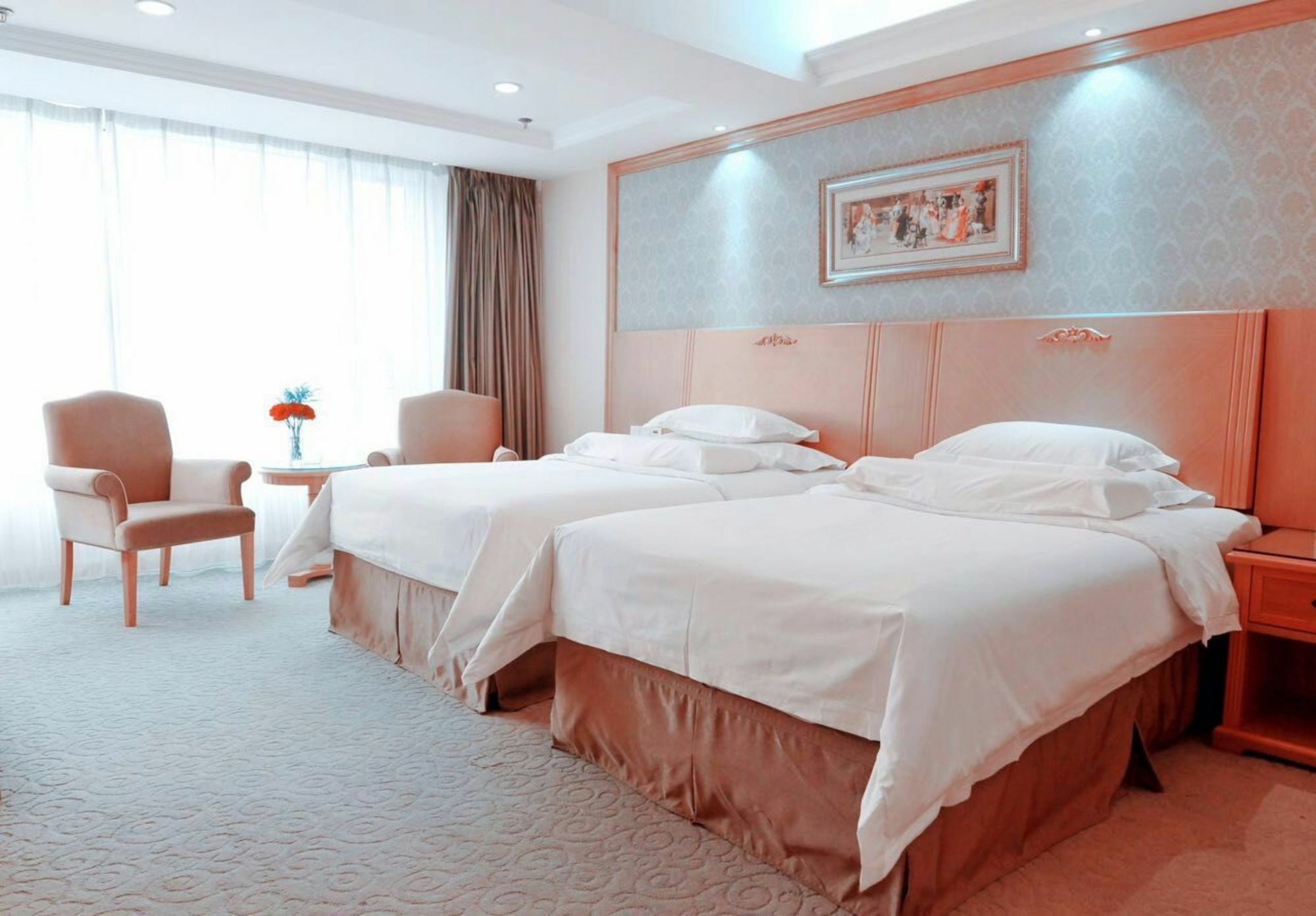Vienna International Hotel Shenyang Railway Station Екстер'єр фото